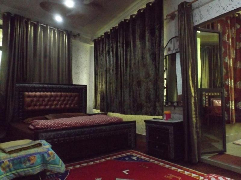 Ak Hotel Abbottabad Ngoại thất bức ảnh